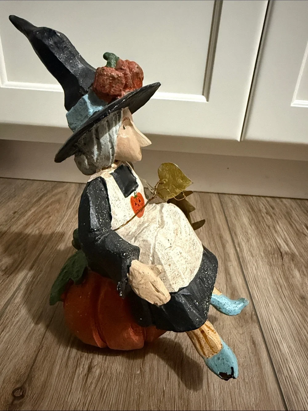 Halloween House Of Hatten Witch On Pumpkin Figurine 9” 1992 Folk Art